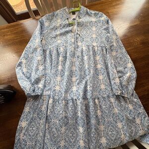 SHEIN Blue and White Paisley Tiered Casual Dress